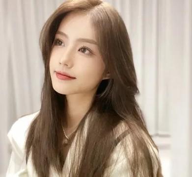 假發八字劉海佩戴指南 青木信息解析，輕松打造自然減齡造型